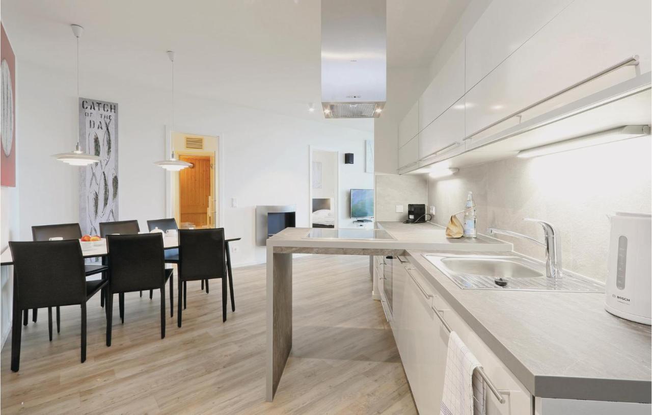 Nice Apartment In Luebeck Travemuende With Kitchen Εξωτερικό φωτογραφία