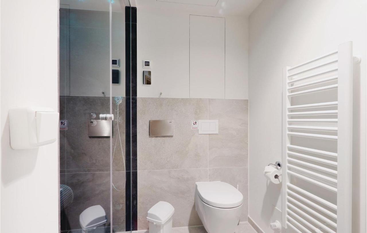 Nice Apartment In Luebeck Travemuende With Kitchen Εξωτερικό φωτογραφία